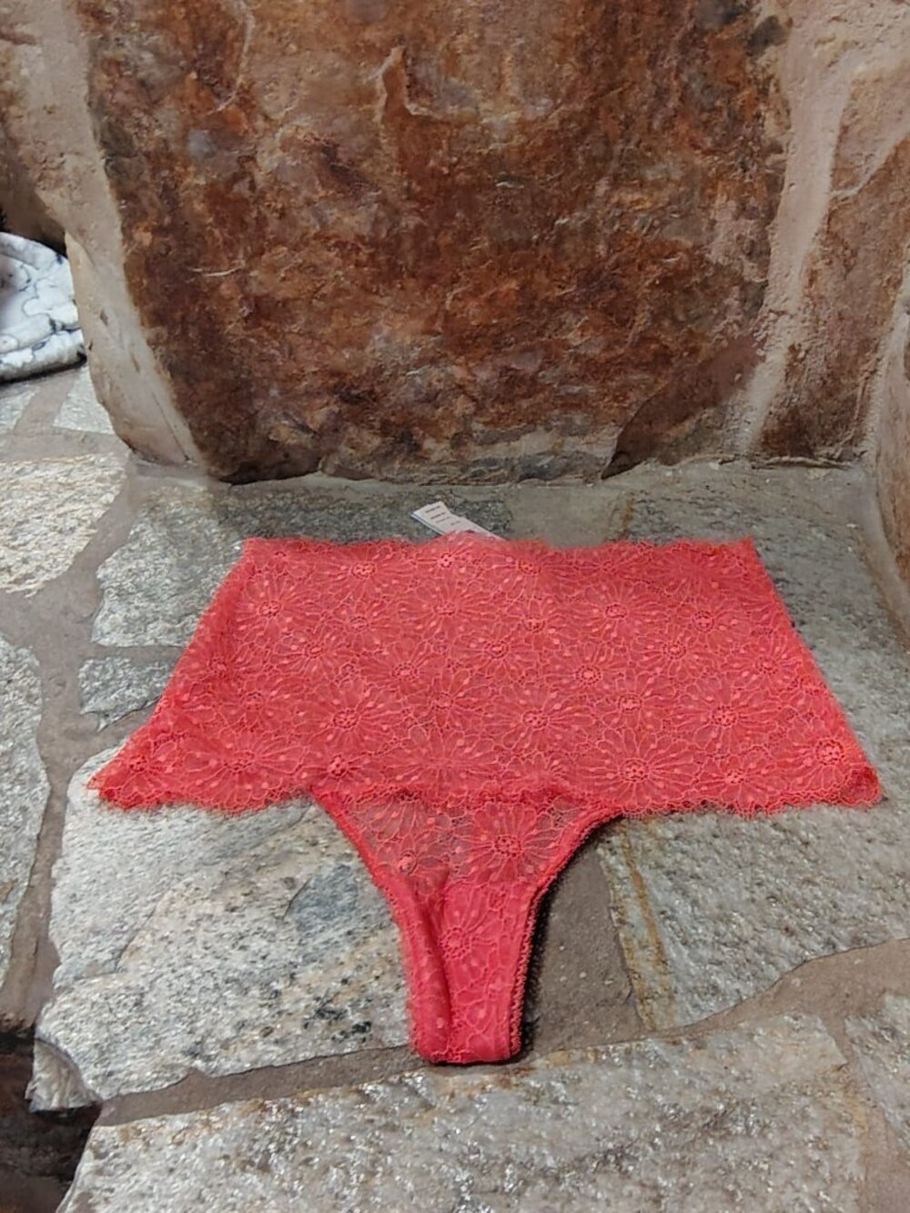 Victoria's Secret High Waisted High Rise Lace Thong Panties Size Medium